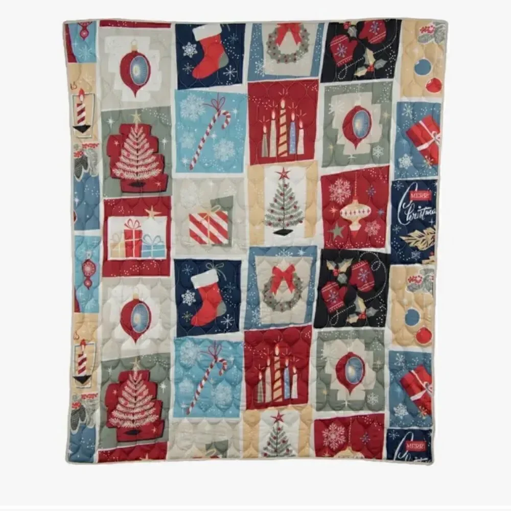 NEW! Merry Retro Christmas Printed Quilt Set Holidays Winter Wreath Joy